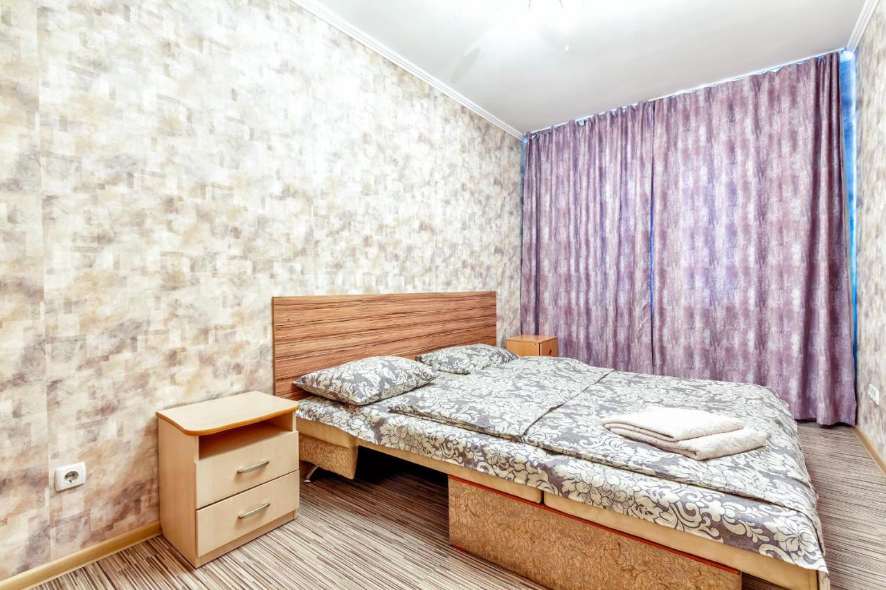 B&B Almaty - 411 Вместительные апартаменты в центре Отлично подходят для командированных и туристов - Bed and Breakfast Almaty