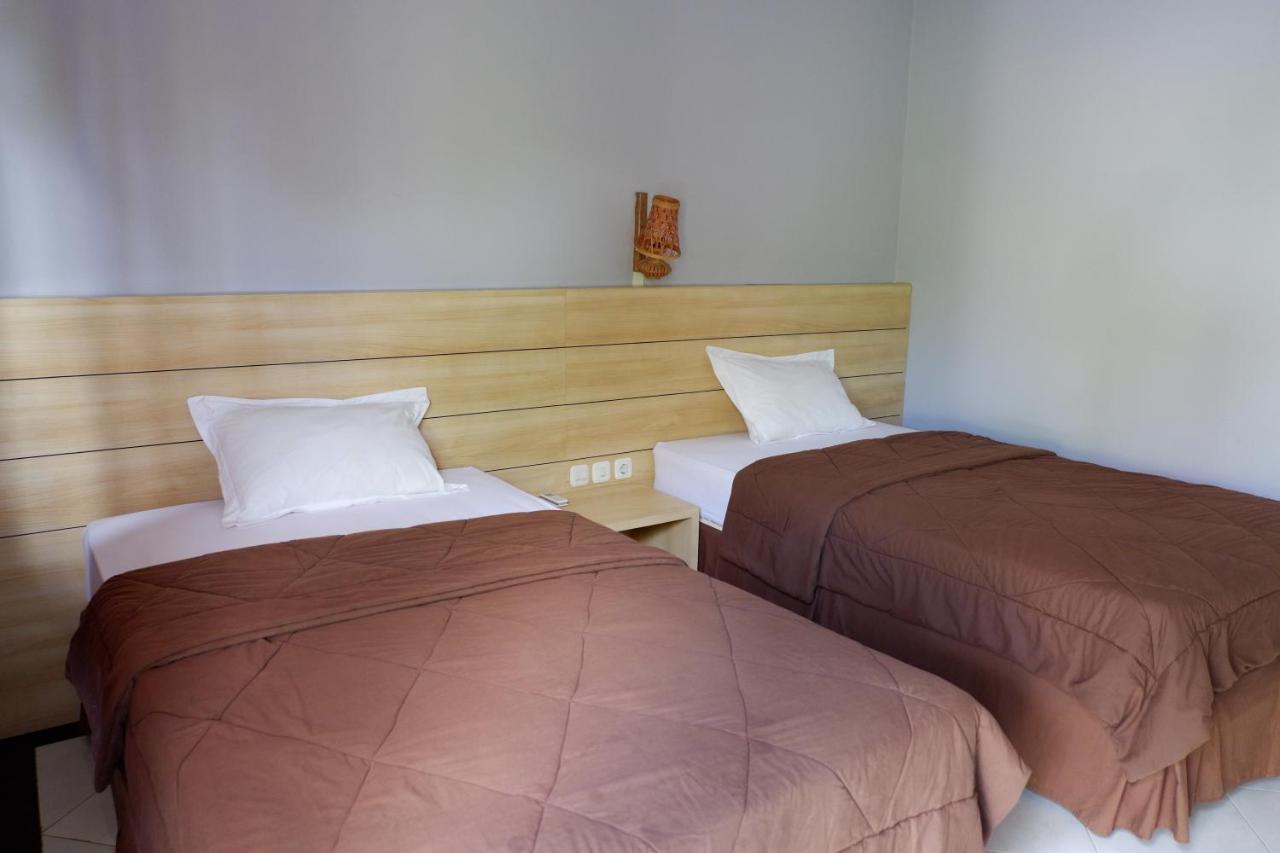 Standard Twin Room with Garden View