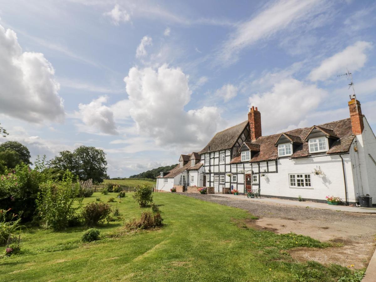 B&B Ledbury - The Farmhouse - Bed and Breakfast Ledbury