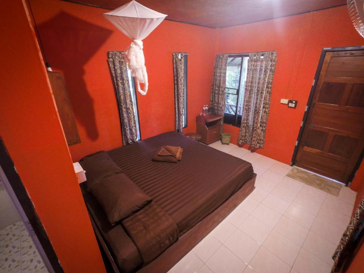 Chambre Lit King-Size avec Balcon