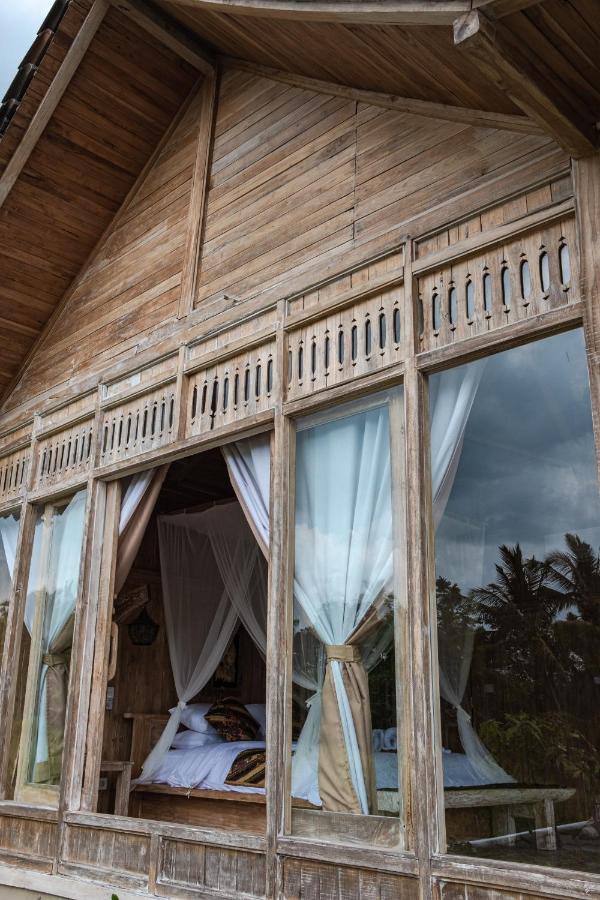 Villa with Garden View