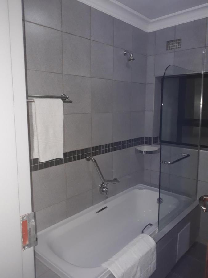 Lodge @ Leadwood - Bed and Breakfast Boksburg