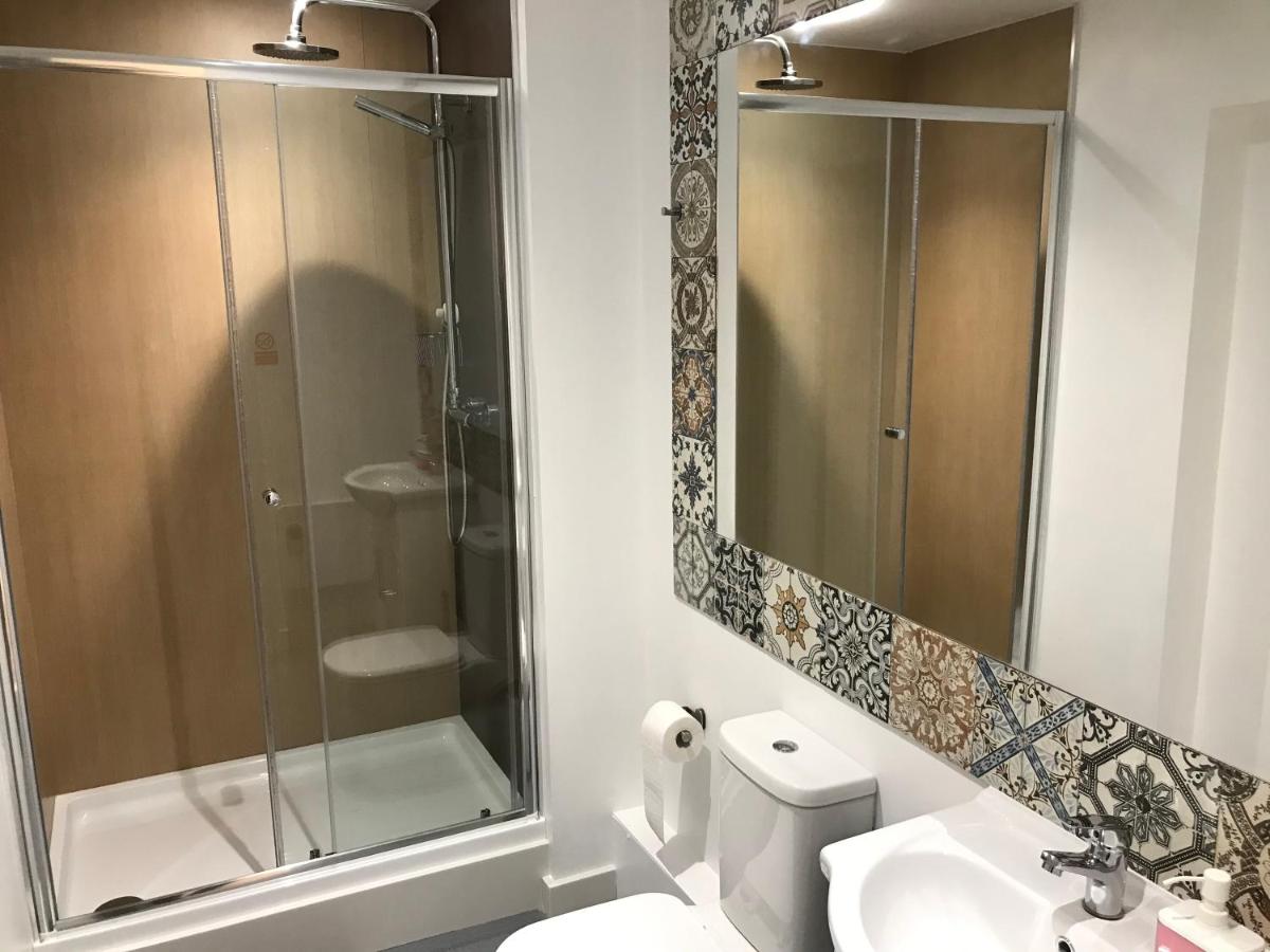 Zweibettzimmer mit Gemeinschaftsbad