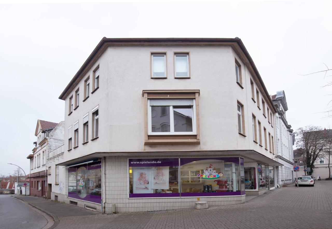 B&B Bad Oeynhausen - Moderne Wohnung in der Innenstadt mit NETFLIX & WLAN - Bed and Breakfast Bad Oeynhausen