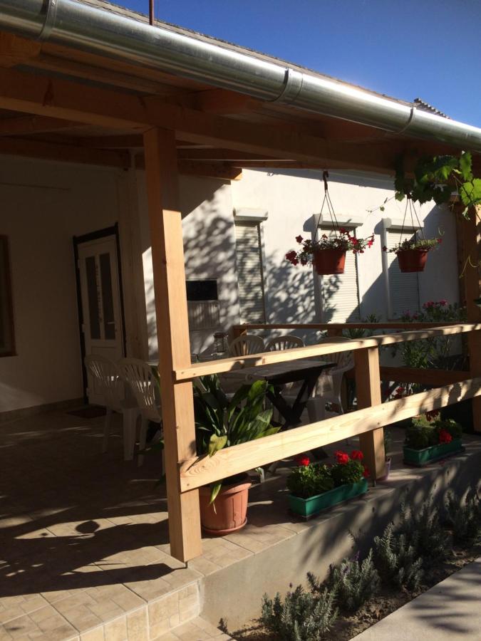 Teraszos ház - Ferienwohnung Balatonlelle