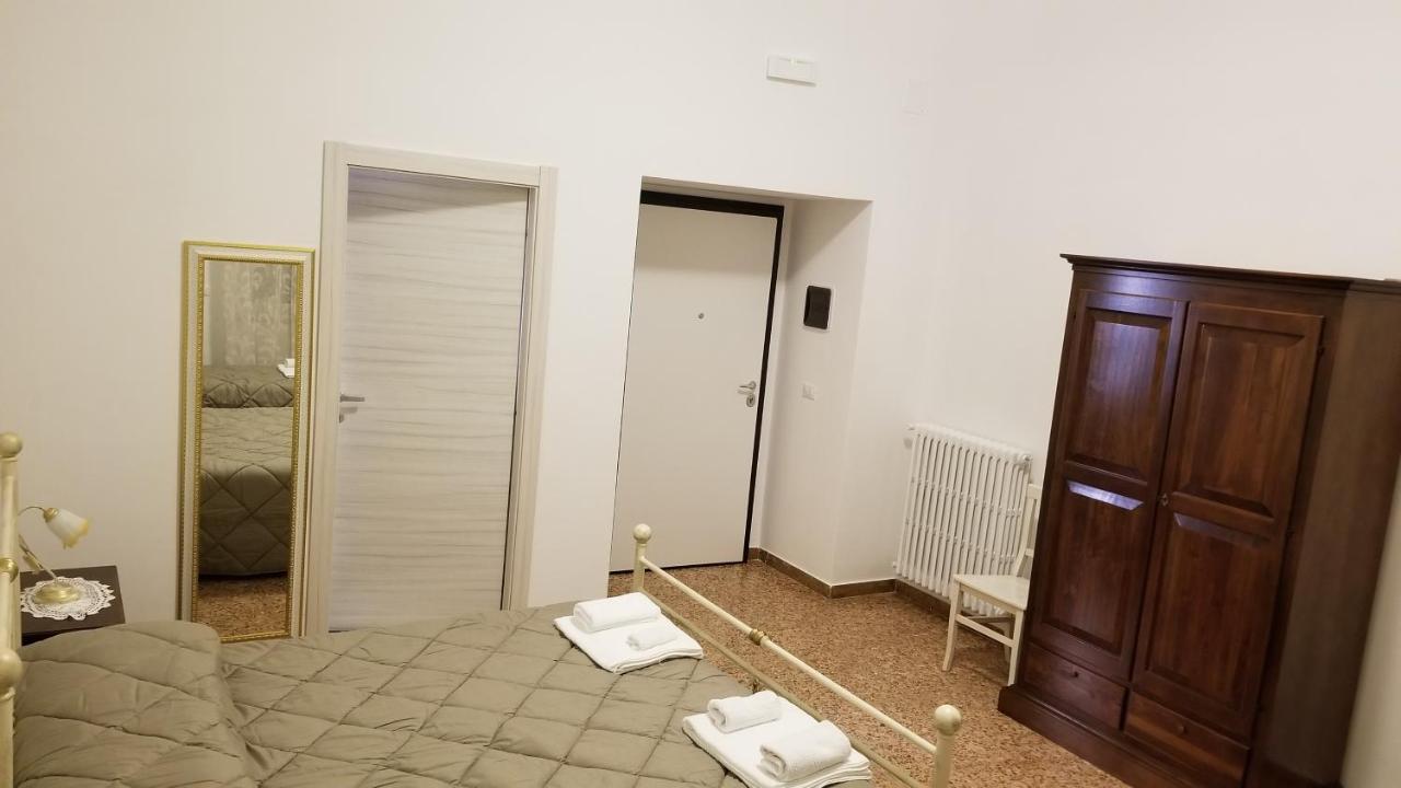 Dreibettzimmer mit eigenem Bad