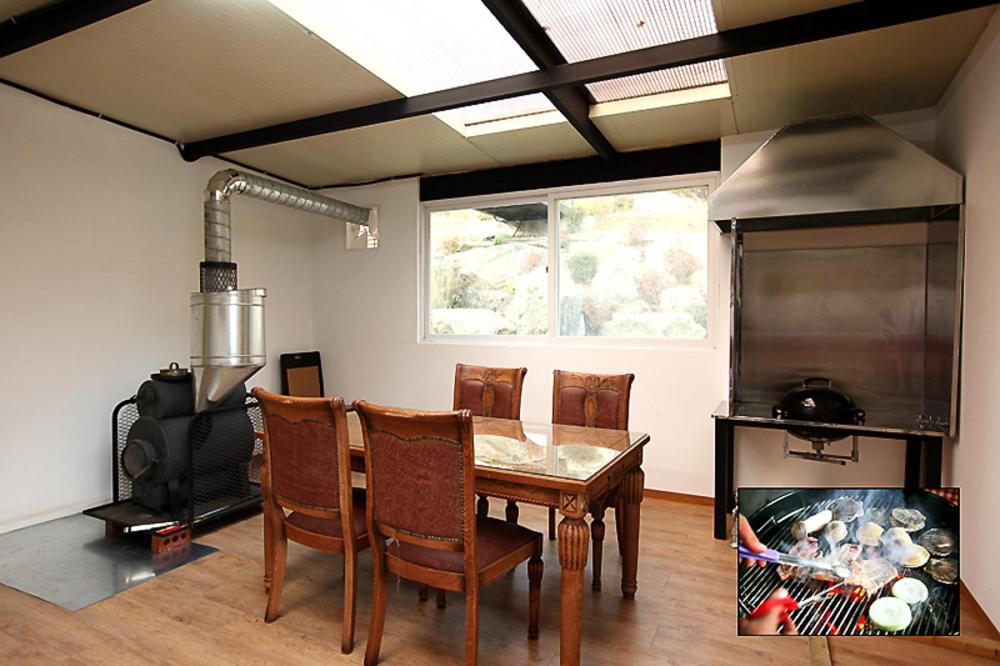 Camera Matrimoniale con Vista Giardino