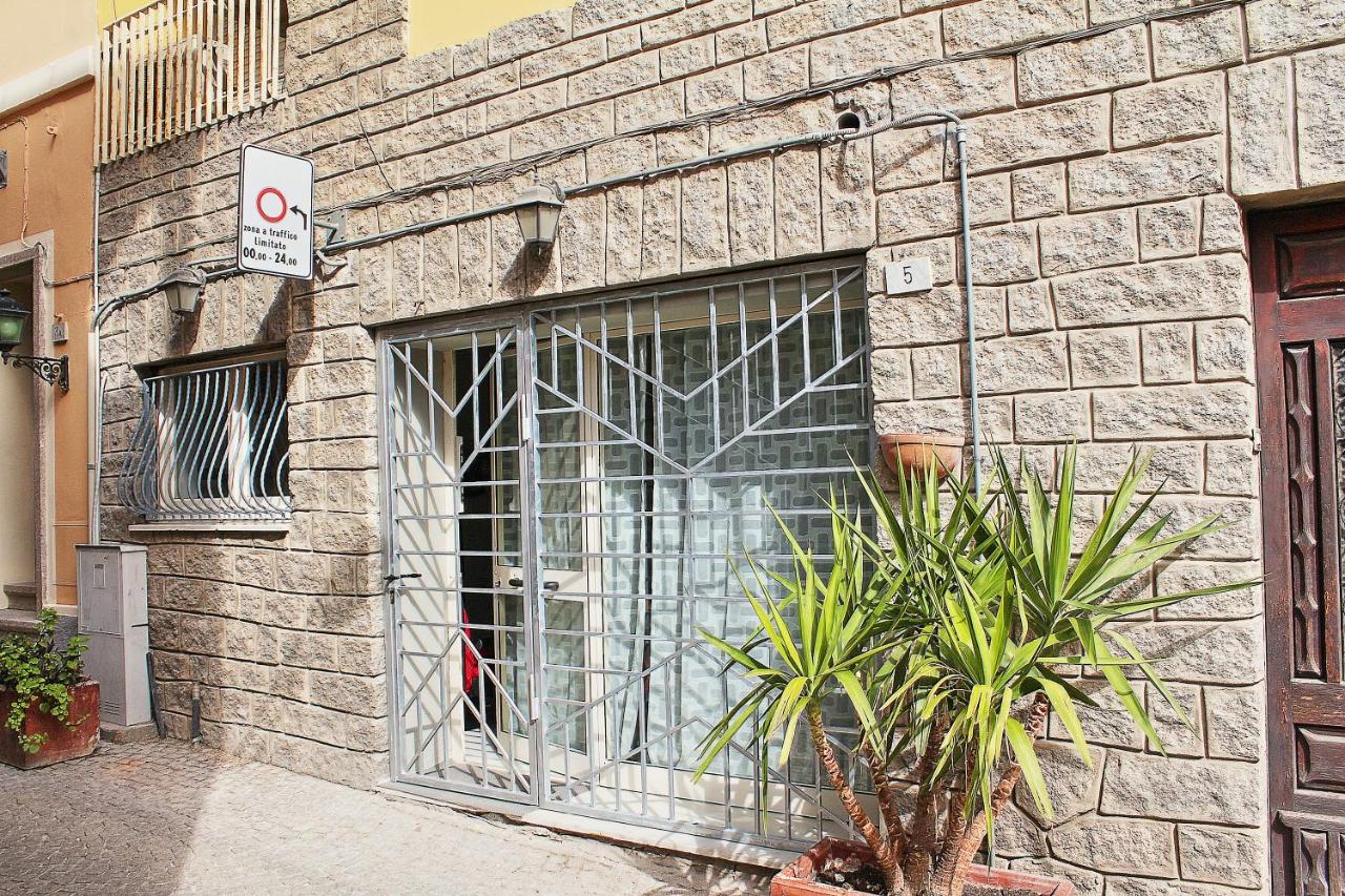 #Garibaldi 05 - Old Town - B&B Olbia