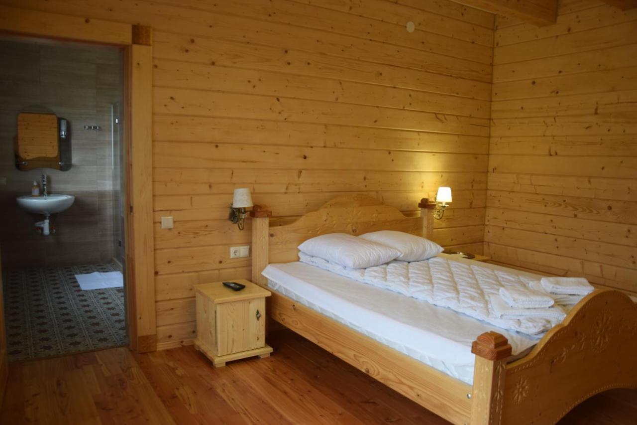 Doppelzimmer mit Balkon