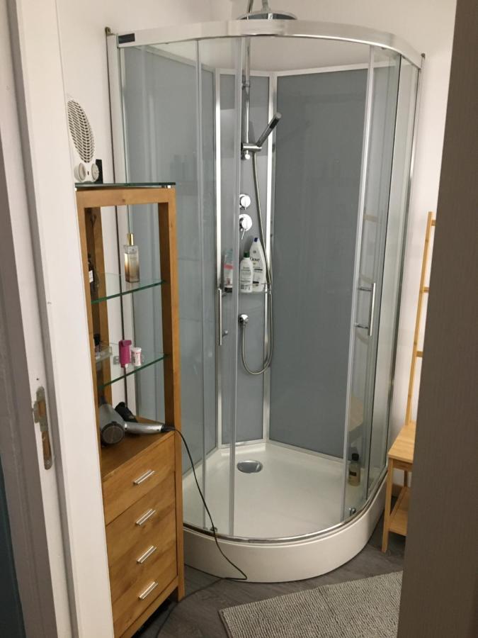 Chambre Chez L'HABITANT en Centre Ville - Bed and Breakfast