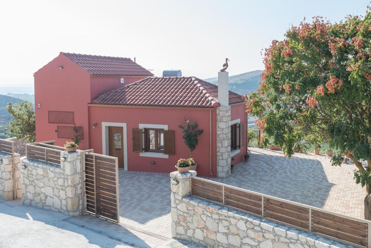 ONOMY Country House Vathypetro - B&B Archanes