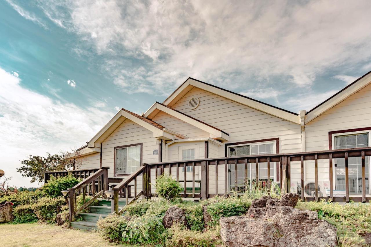 Arting Pension - Ferienwohnung Seogwipo