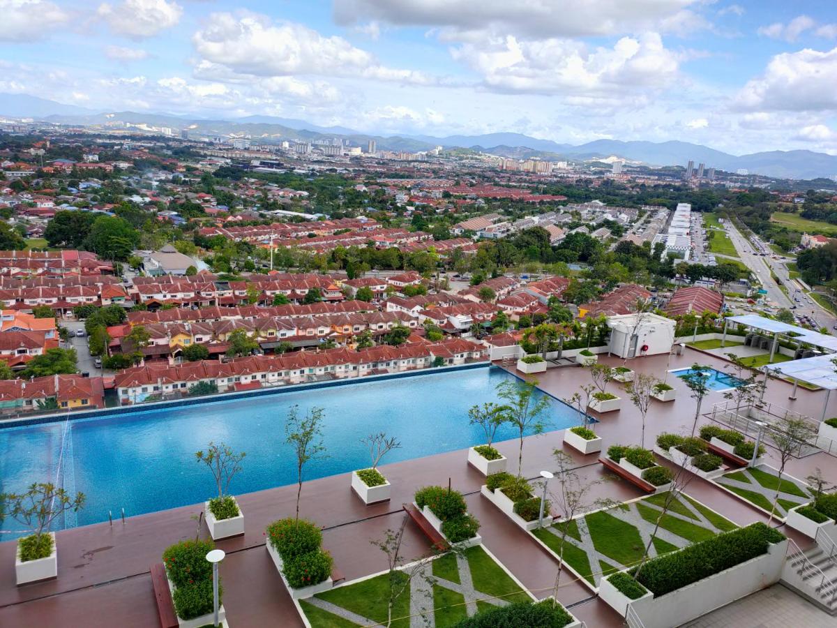 NinsHomestay Kompleks Evo Bangi - B&B