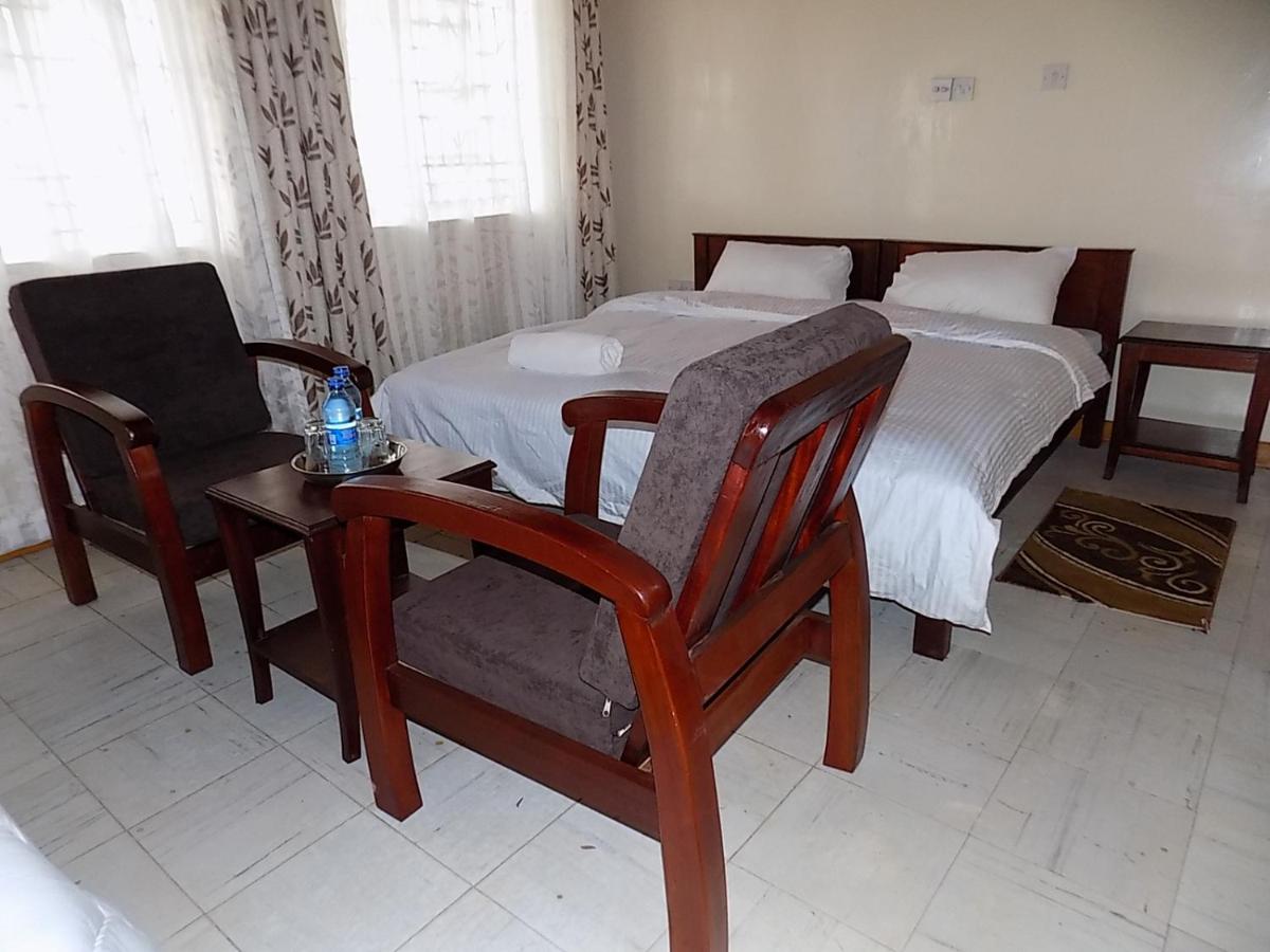 Triple Room with Mountain View