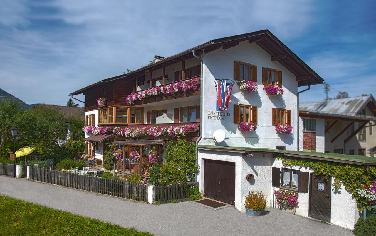 B&B Oberammergau - Gaestehaus Richter - Bed and Breakfast Oberammergau
