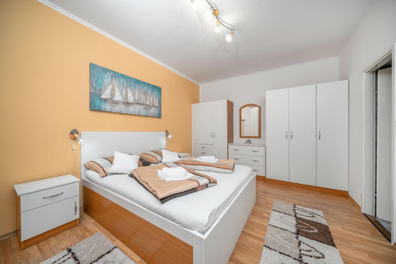 Two-Bedroom Apartment with Terrace and Sea View