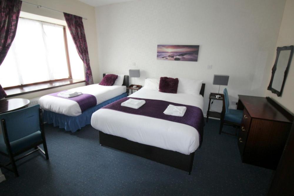 Deluxe Family Suite