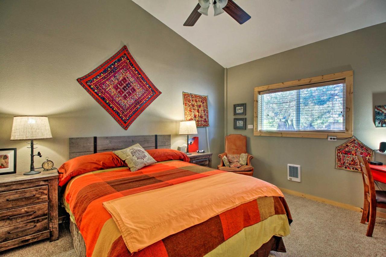 Dog-Friendly Ranch Cottage with Yard about 13 Mi to Bend - Bed and Breakfast Alfalfa