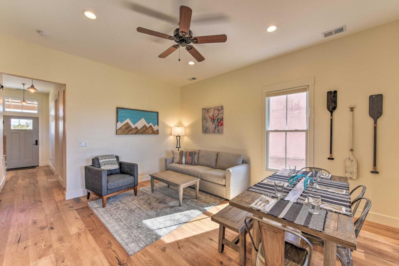 Buena Vista Home with Mtn Views, Walk to Main St - B&B Buena Vista