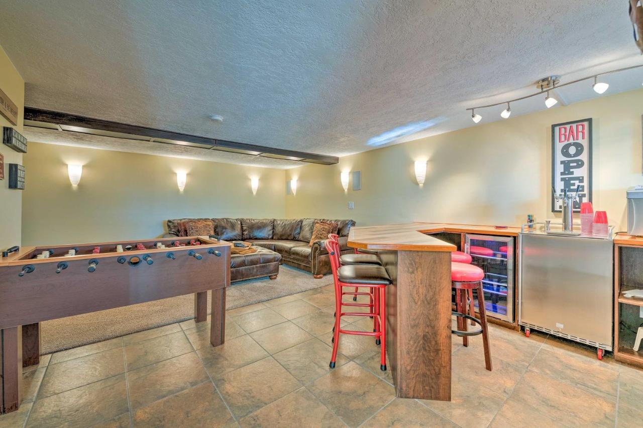 Roomy Salt Lake City Apt with Movie/Game Room - Chambres d'hôtes Salt Lake City