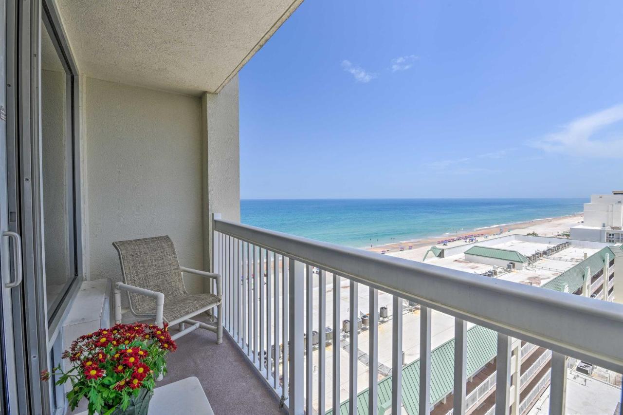 B&B Daytona Beach - Daytona Beachfront Condo with Ocean View - Bed and Breakfast Daytona Beach