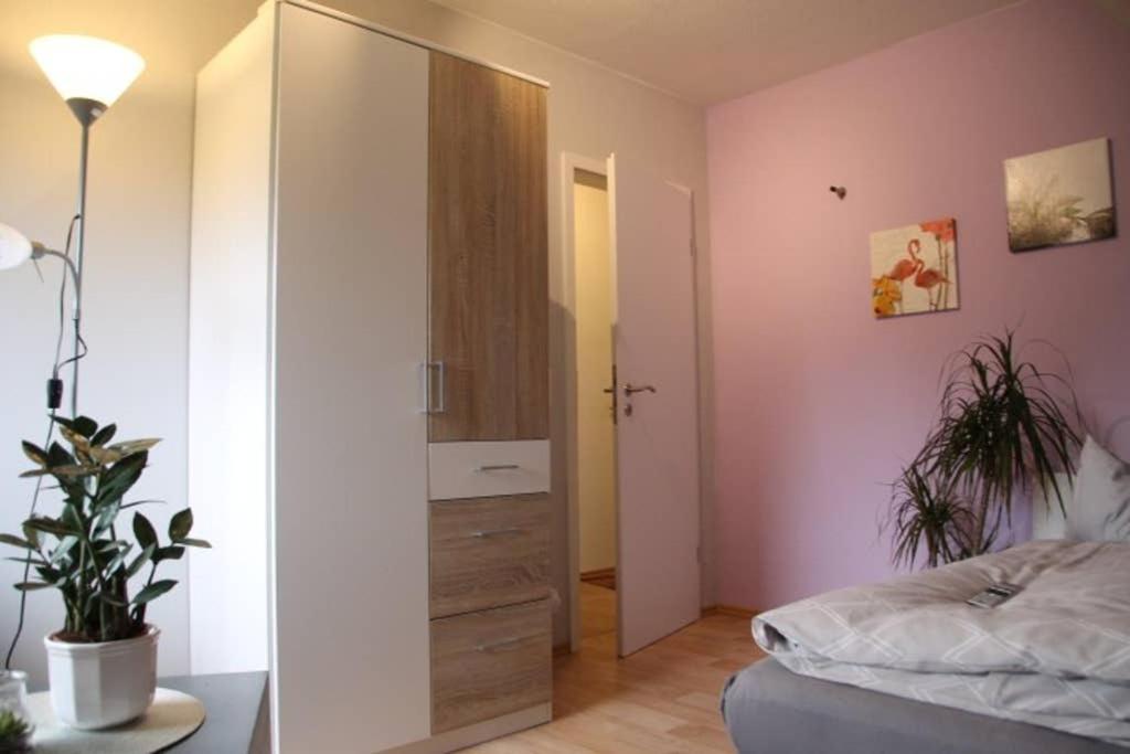 B&B Buxtehude - Ferienwohnung "An der Geest 2" - Bed and Breakfast Buxtehude