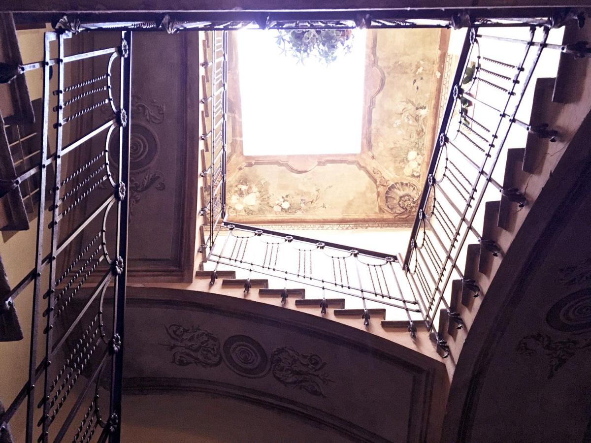 Colonne Apartment N° 15 - B&B Parma