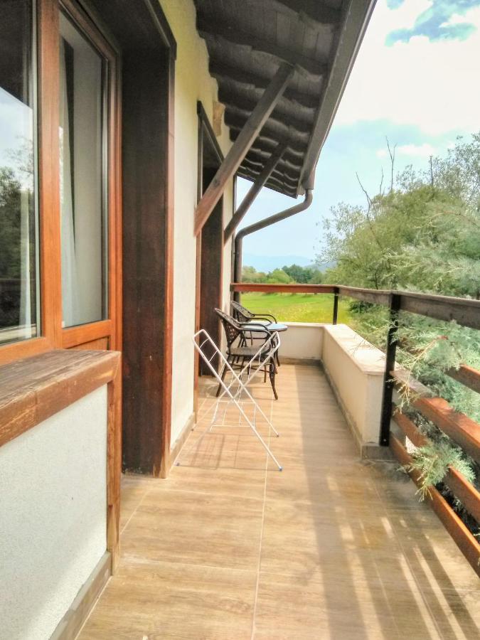 Вила Цветелина, Комплекс Александриa - B&B Dobrinishte