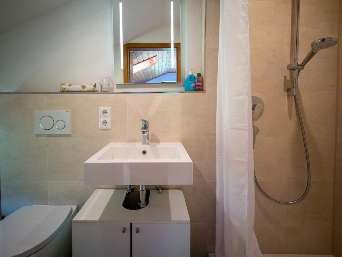 Ferienwohnungen Hötzelsperger - B&B