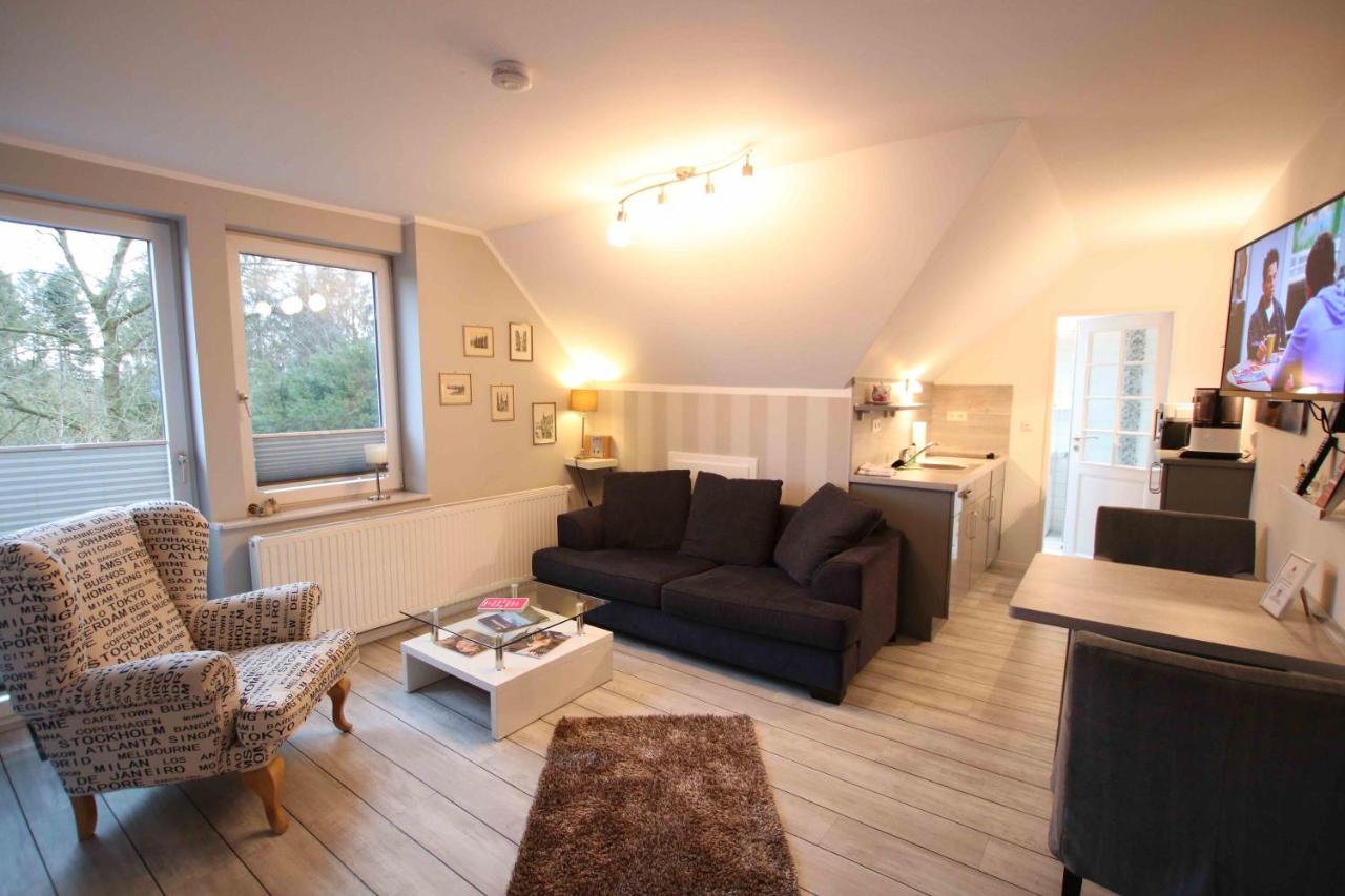 Haus Eichenhain FeWo Hamburg - Ferienwohnung Scheessel