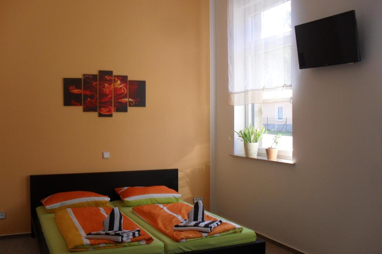 Pension Am Steinberg - Ferienwohnung Muldenstein