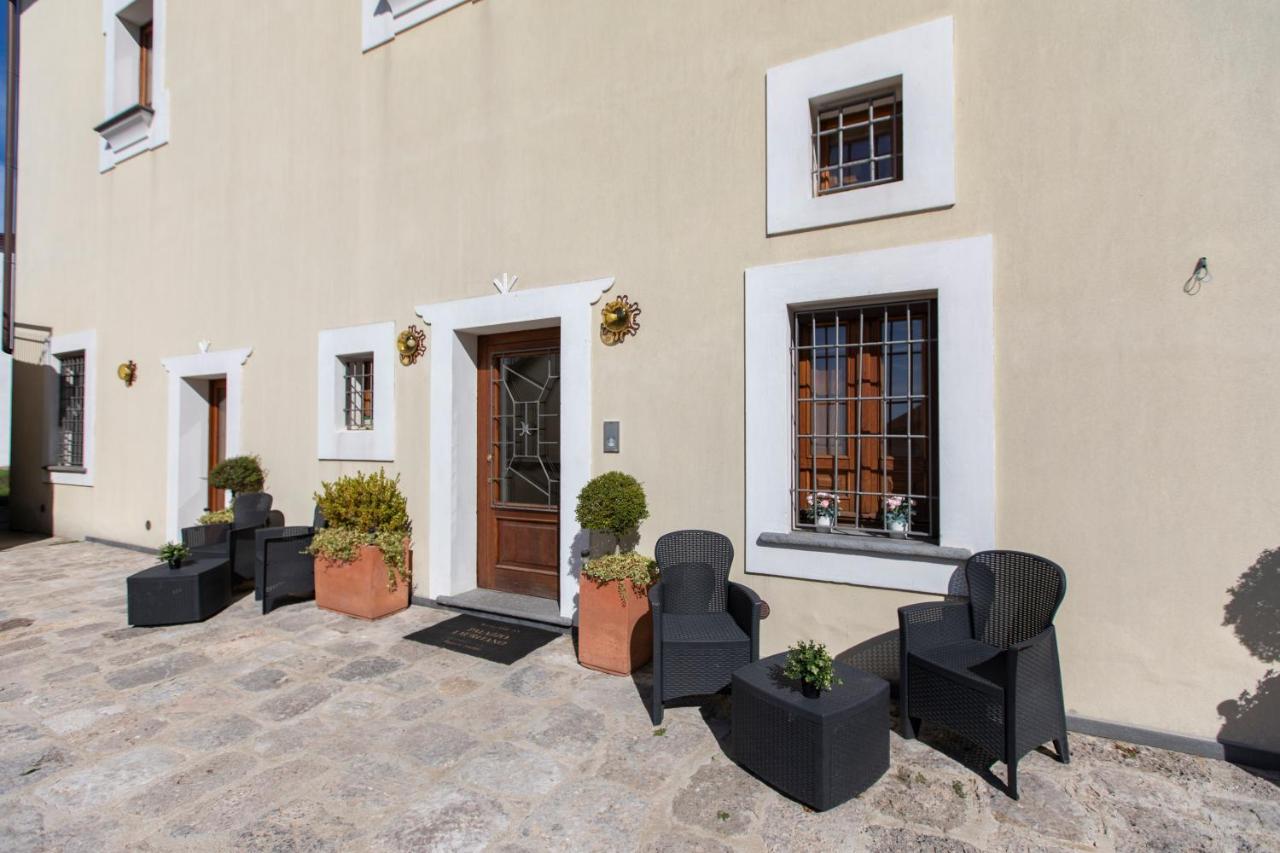 Palazzo Lauritano - Bed and Breakfast