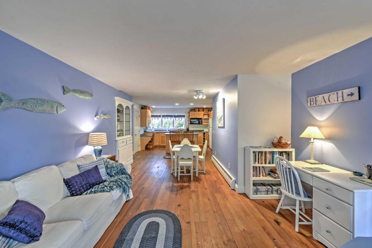 2 Mi to Beach Nautical Retreat in Bourne! - Ferienwohnung