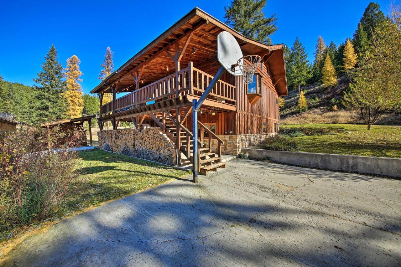 B&B Rexford - Scenic Kootenai Forest Home with Outdoor Living Area - Bed and Breakfast Rexford