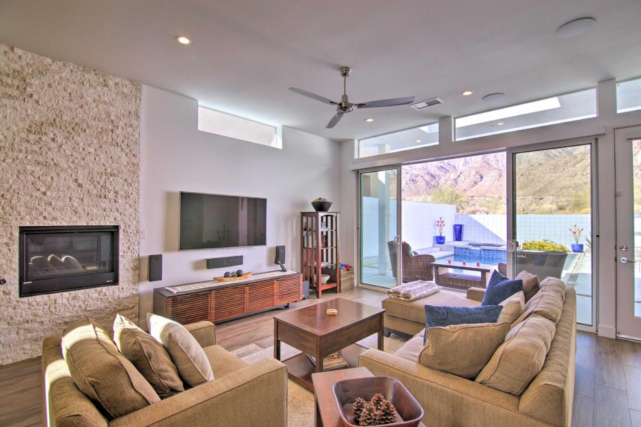 'Desert Pearl' Oasis with Private Pool - Lower Rates - Bed and Breakfast