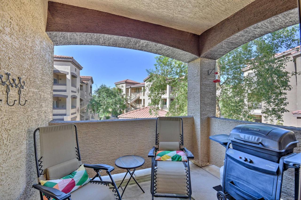 B&B Mesa - Coyote Landing Condo with Private Patio and Pool Access - Bed and Breakfast Mesa