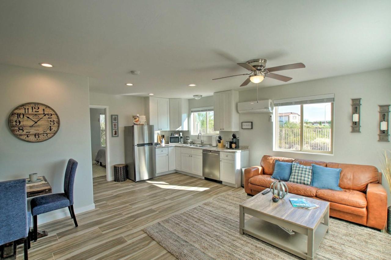 Peaceful Peoria Bungalow with Pool and BBQ - Ferienwohnung