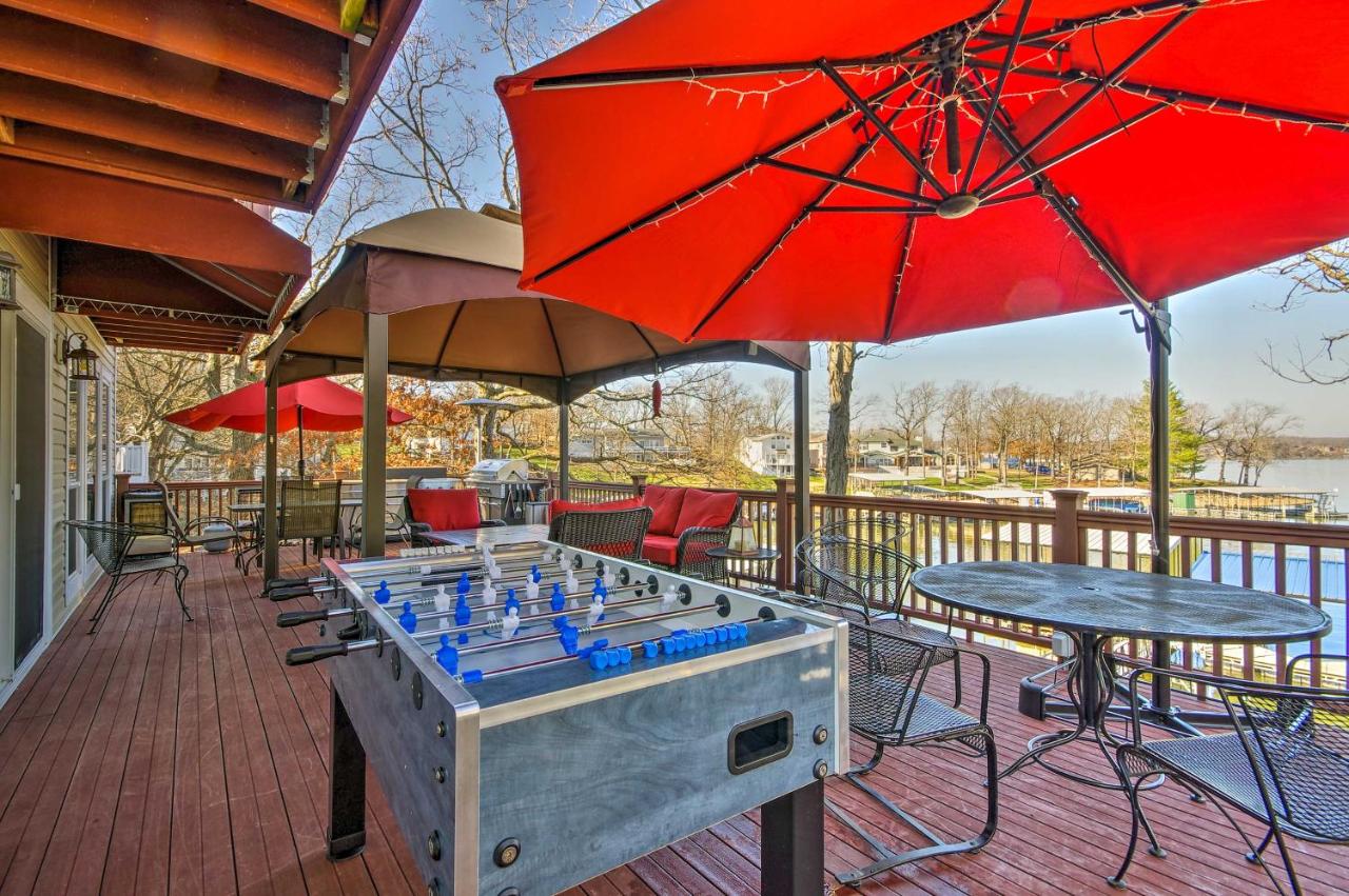 Bayview Lake House with Dock on Lake of the Ozarks - B&B