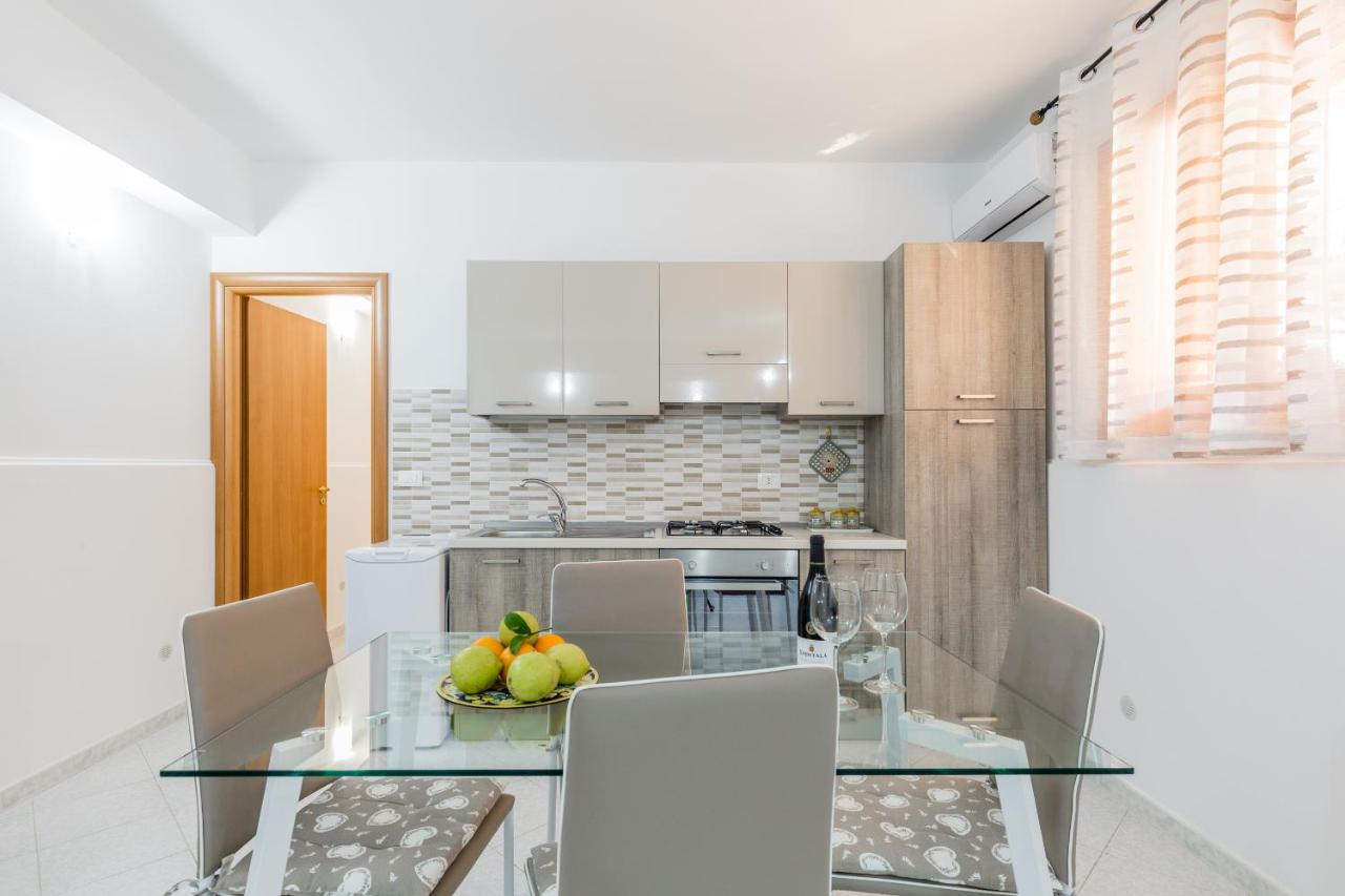 Anna's house near the sandy beach and with wifi - Bed and Breakfast Avola