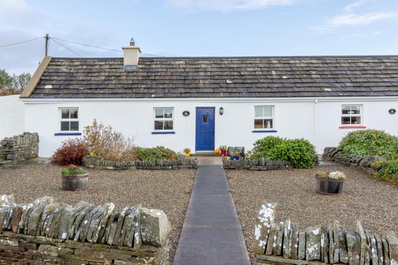 B&B Carrowauff - Blue Sky Cottage, Doolin - Bed and Breakfast Carrowauff