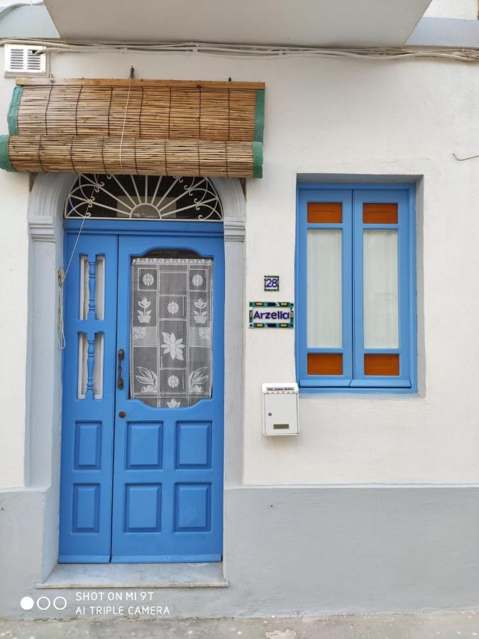Arzella Holiday Home - B&B