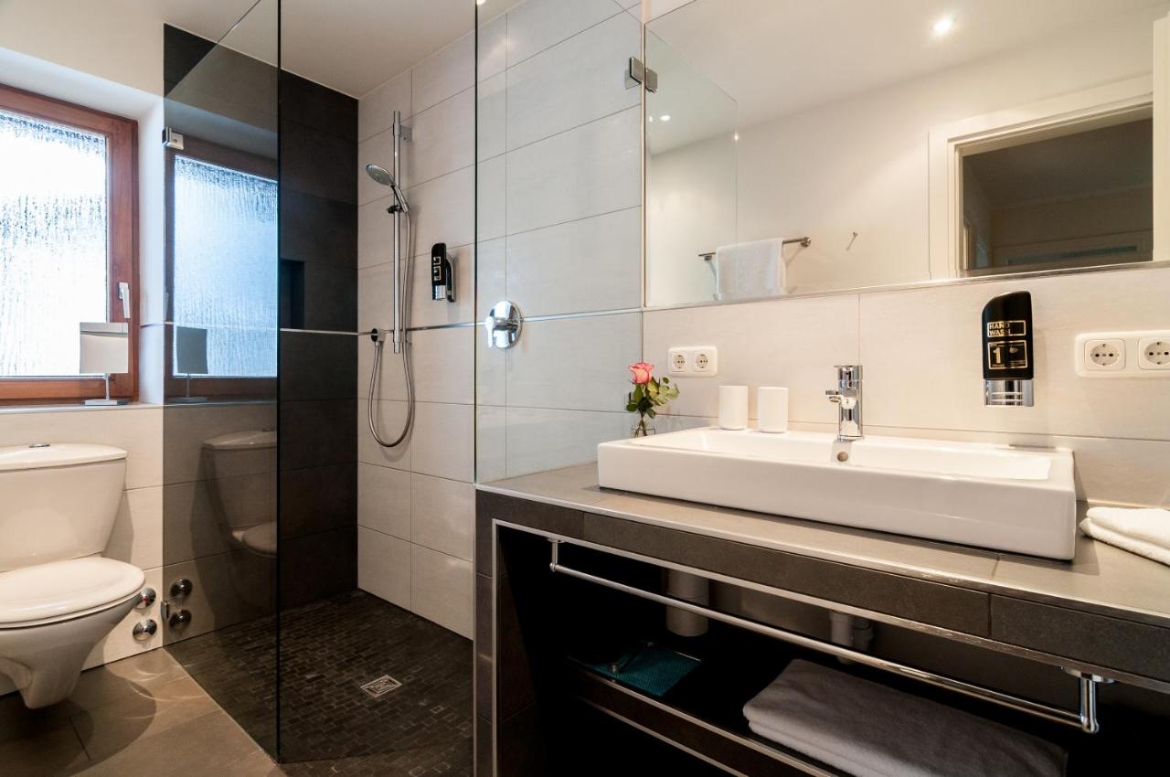 Apartamento de 1 dormitorio con balcón y vistas a la montaña
