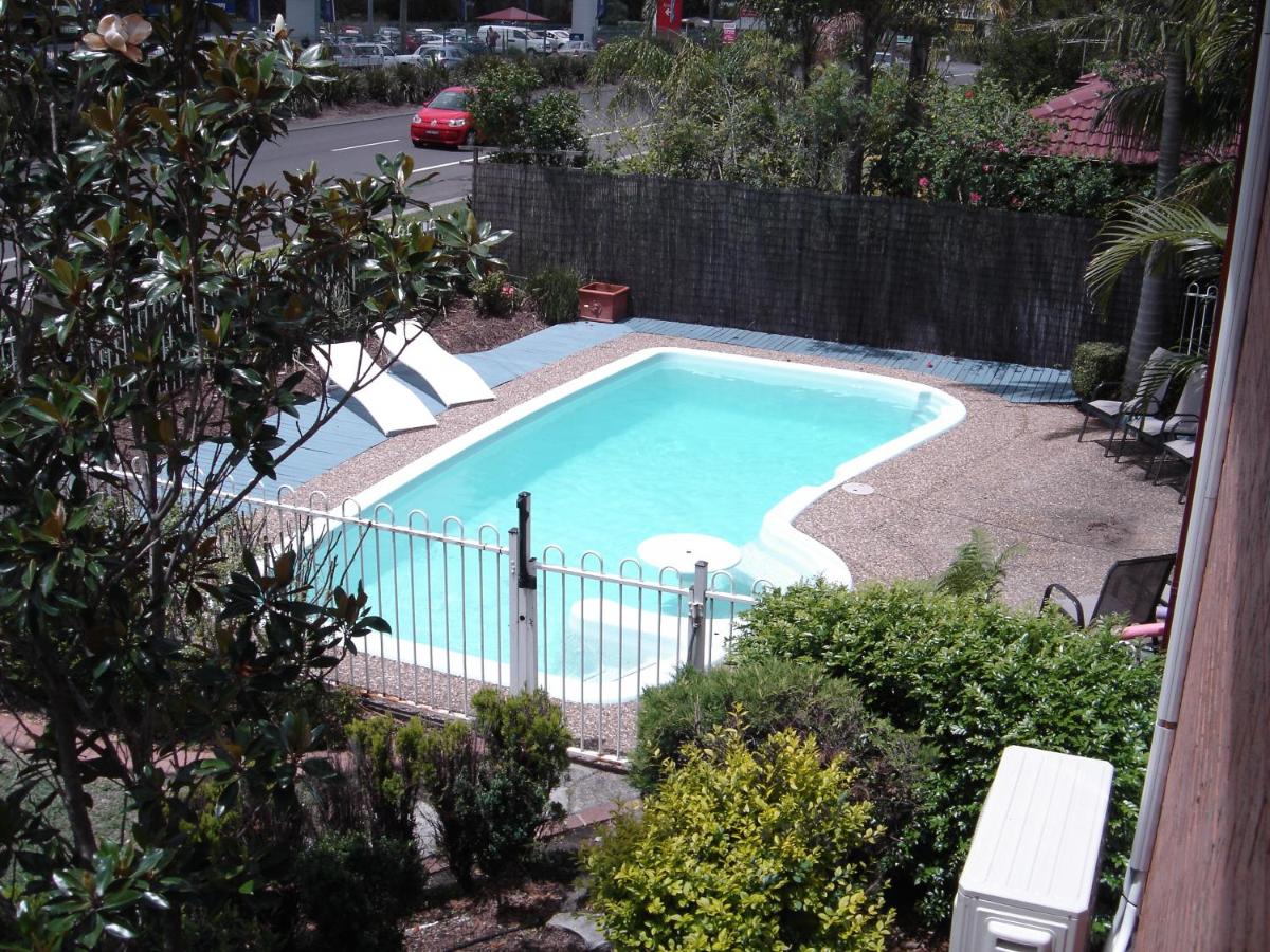 Avaleen Lodge Motor Inn - B&B