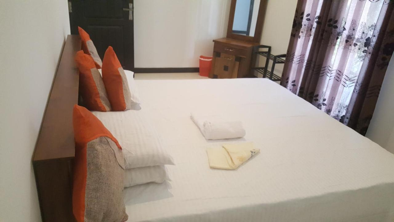 B&B Galle - COCO Rooms - Bed and Breakfast Galle