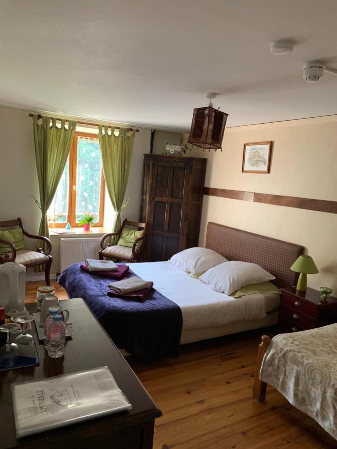 Camera Matrimoniale/Doppia con Letti Singoli