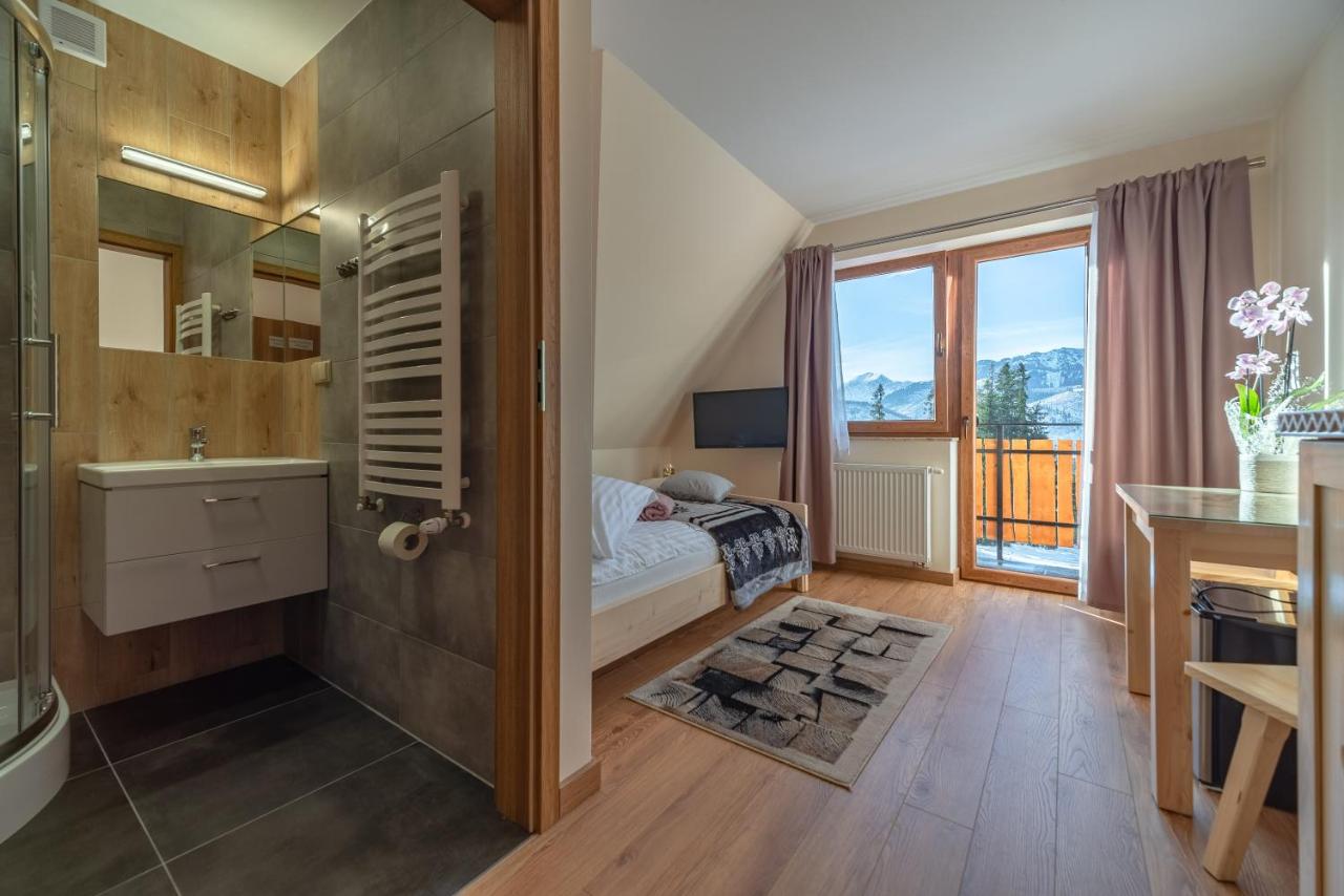 Double Room with Mountain View