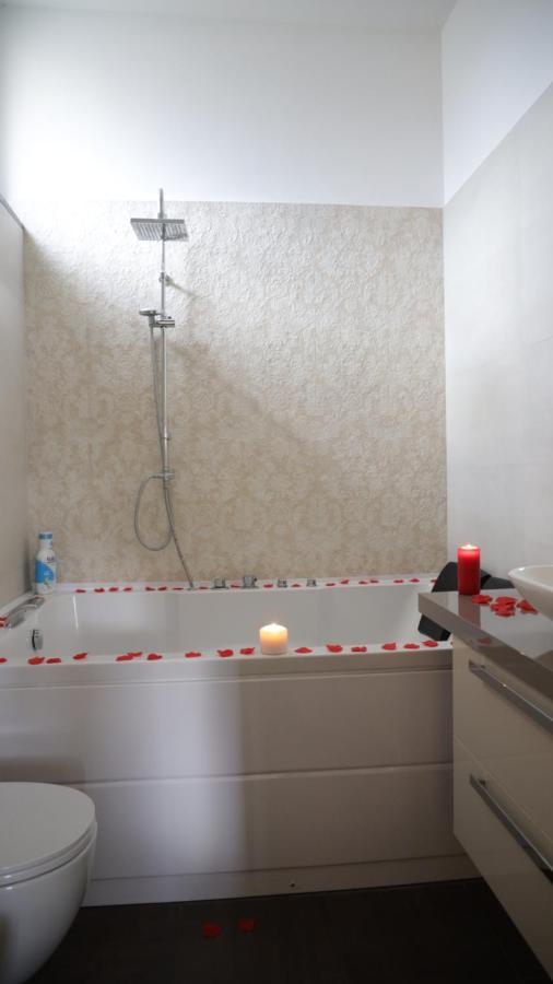 Camera Queen con Vista Giardino