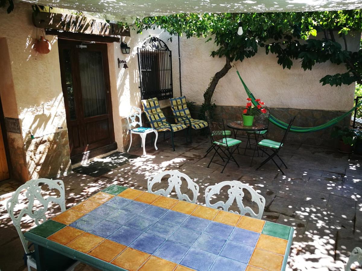 Cortijo Los Soledad - Bed and Breakfast