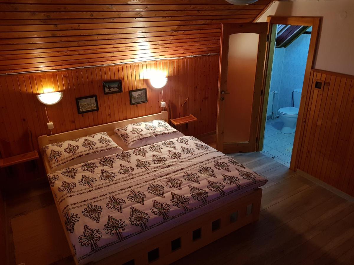 Doppelzimmer mit Balkon