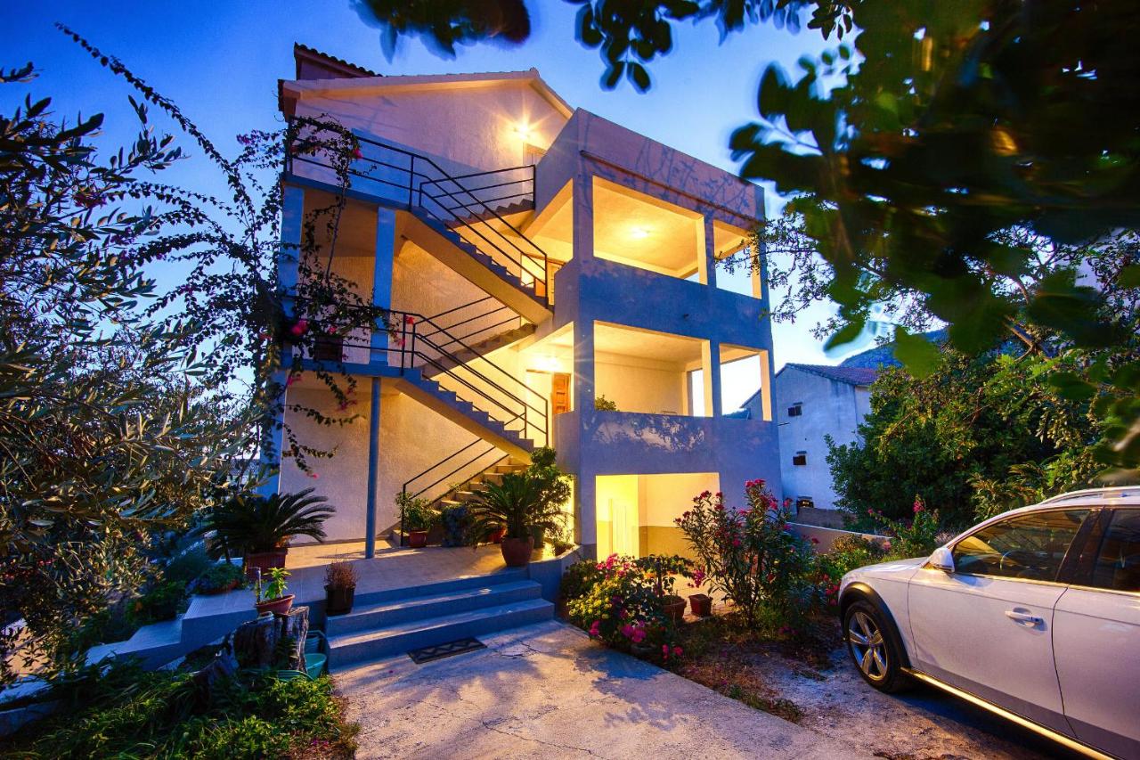 Guesthouse Ksenija - B&B
